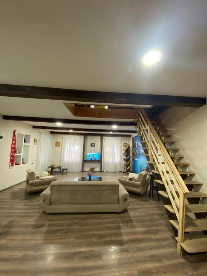 Iuri Udesiani'S Guesthouse Местия Экстерьер фото
