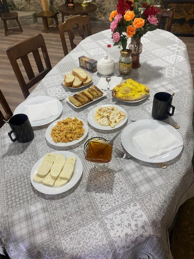 Iuri Udesiani'S Guesthouse Местия Экстерьер фото