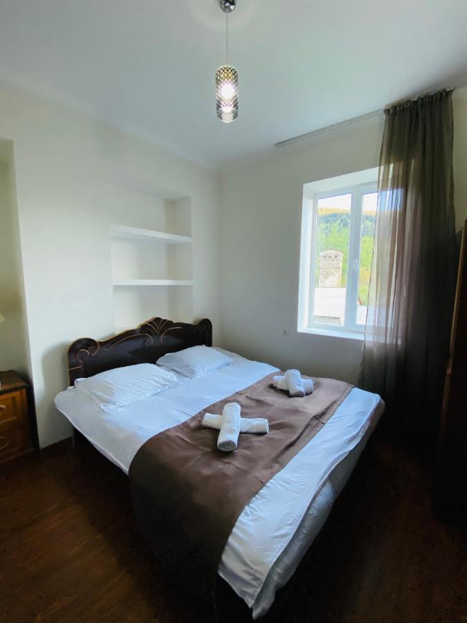 Iuri Udesiani'S Guesthouse Местия Экстерьер фото