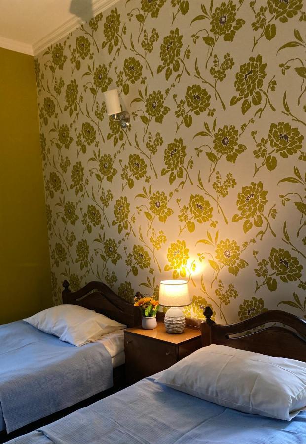 Iuri Udesiani'S Guesthouse Местия Экстерьер фото
