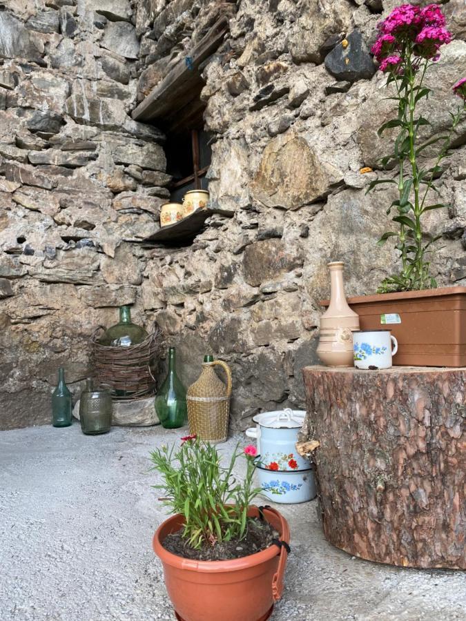 Iuri Udesiani'S Guesthouse Местия Экстерьер фото